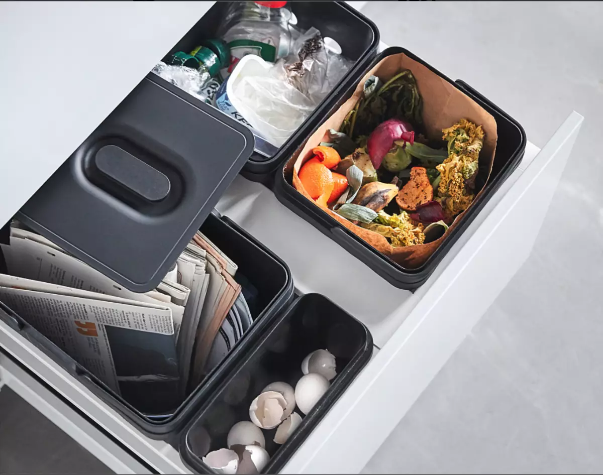 Hvor vakkert å organisere en separat søppelkolleksjon på kjøkkenet ditt?