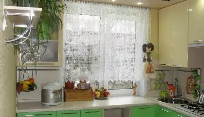Ταπετσαρία για μικρές κουζίνες στο Χρουστσόφ