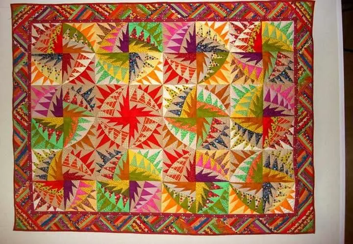 Mozaiku i patchwork: patchwork me duart tuaja, fotografi në letër, turi program, çfarë është mirë, galeri photo, udhëzime video