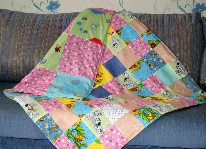 Patchwork, faino vostede mesmo: esquemas de costura, clase mestra para principiantes, como coser, foto, instrución paso a paso, equipos de vídeo, patróns