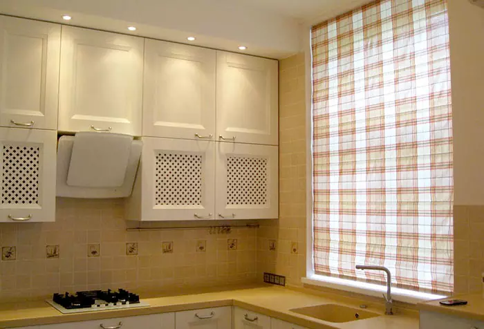 Curtains in a cage to the kitchen: how to choose ideal curtains?
