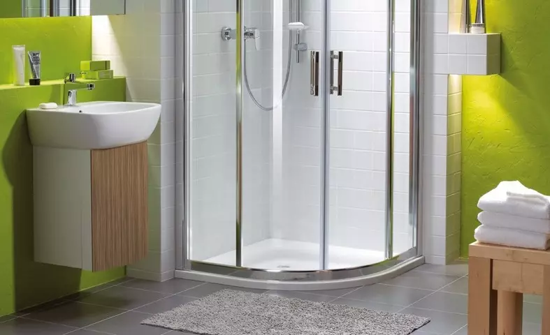 淋浴舱的备件和必要的元素
