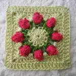 Hoe kinne jo in crochet babushkin fjouwerkant bine: ienfâldige skema's foar it begjinnende needlewomen