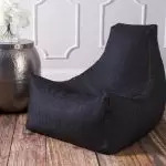 Беззриз мебел: стол торба во дизајнот на ентериер