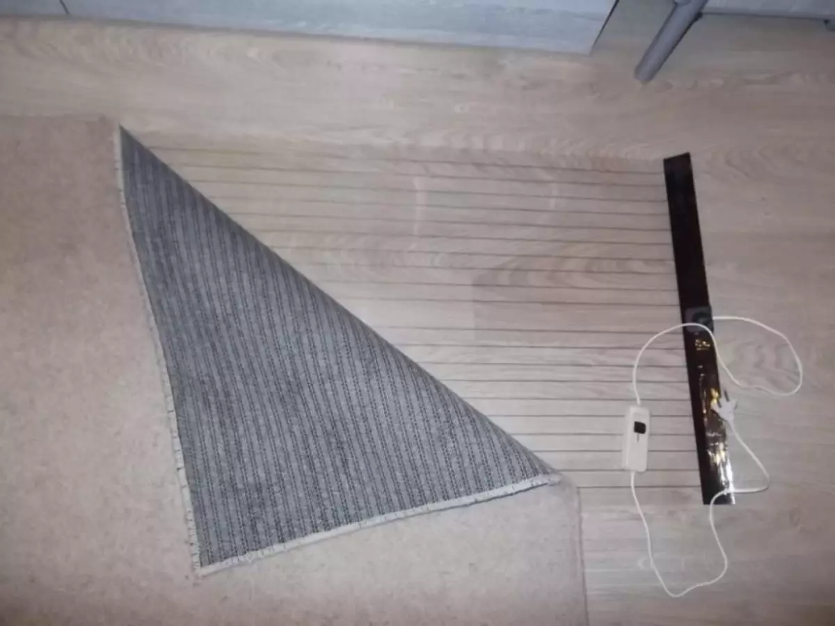 Lämmin lattia maton alla: lämmitetty matto ja sähkölämmitin, tee-se-itse matto infrapuna