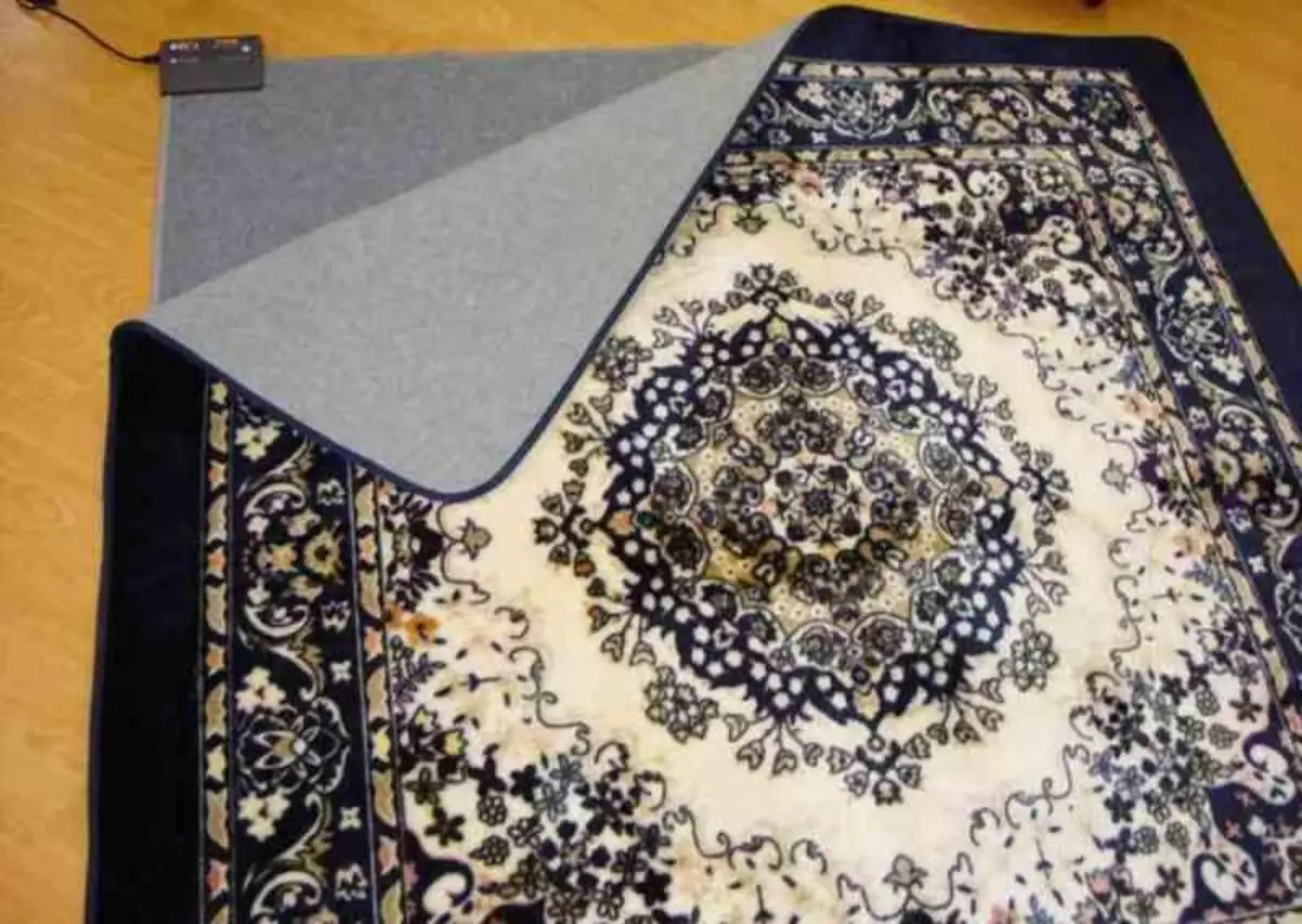 Teplá podlaha pod kobercom: vyhrievaný koberca a elektrický ohrievač, do-it-yourself koberec