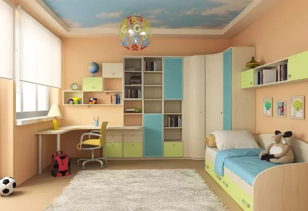 Fondo de pantalla beige en la habitación de los niños.