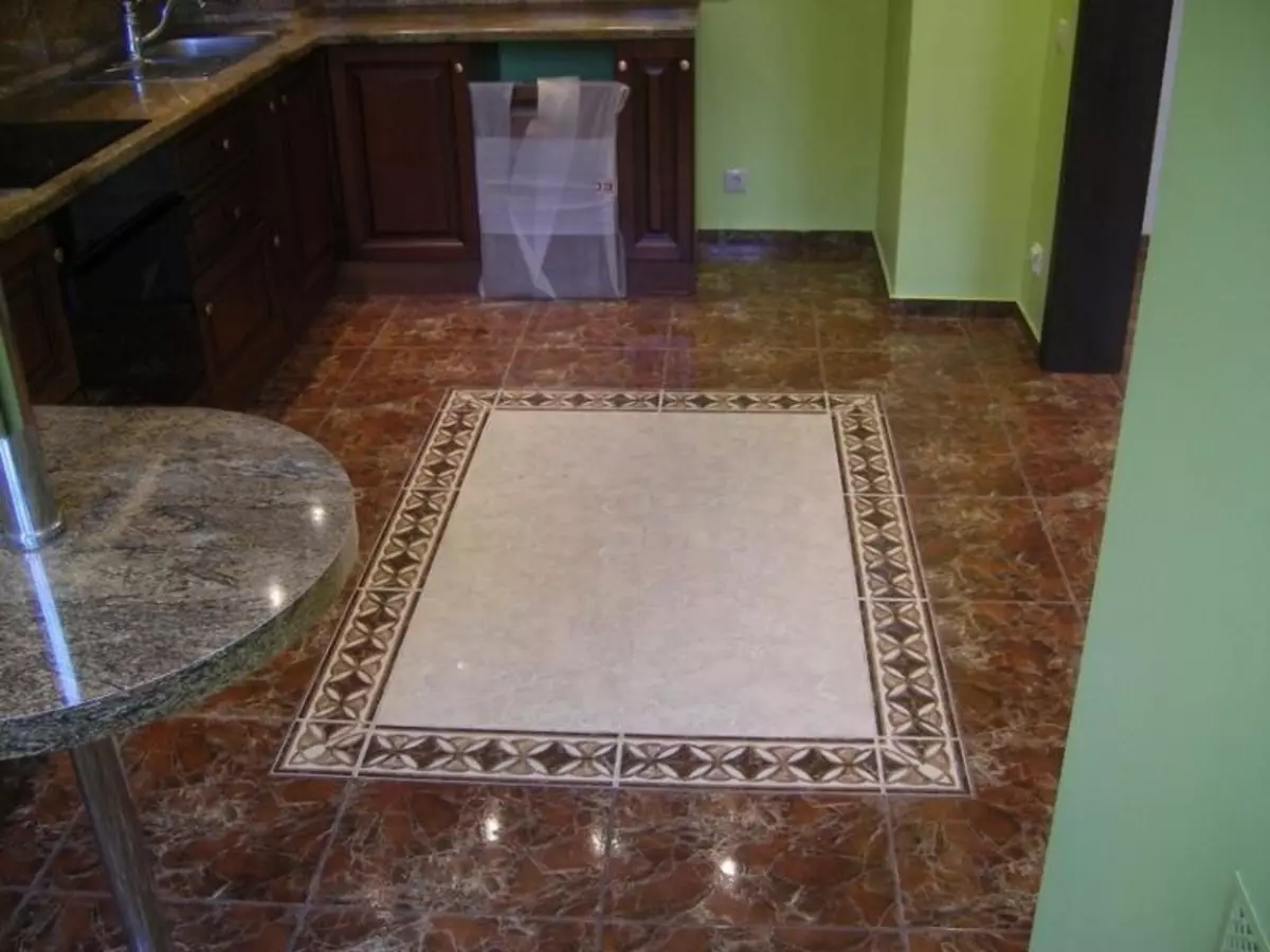 Плитка на пол в кухню фото квартире