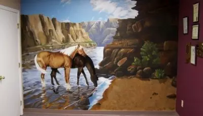 Mural dinding dengan kuda