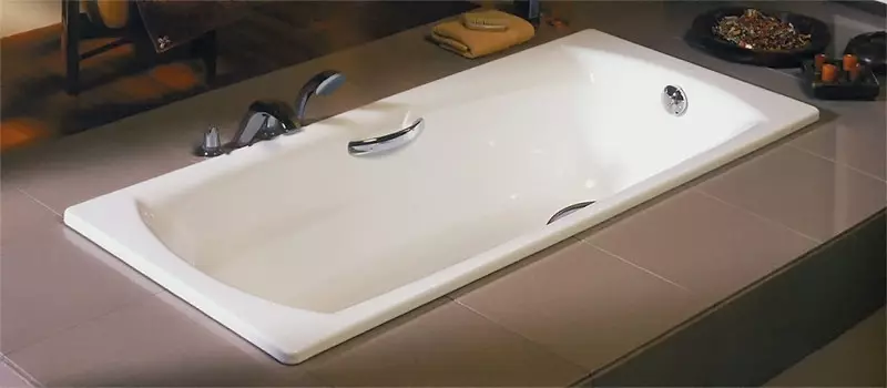 Which bath is better: cast iron, steel or acrylic? Comparative analysis