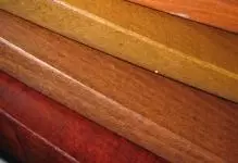 ట్రీ సిమ్యులేటర్: నీటి ఆధారిత రంగులు, తెల్లటి వారి చేతులతో, ఫోటో ఆయిల్ మరియు బ్లీచిడ్ ఓక్, టోనింగ్