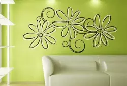 Kukat seinällä: kukka piirustus omalla kädellään