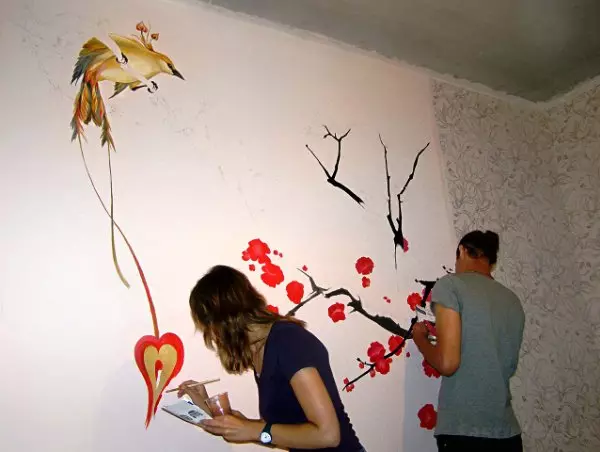 Sakura di dinding - menggambar dengan tangan Anda sendiri