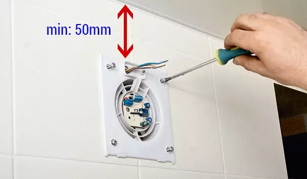 Kipas untuk bilik mandi dengan sensor kelembapan