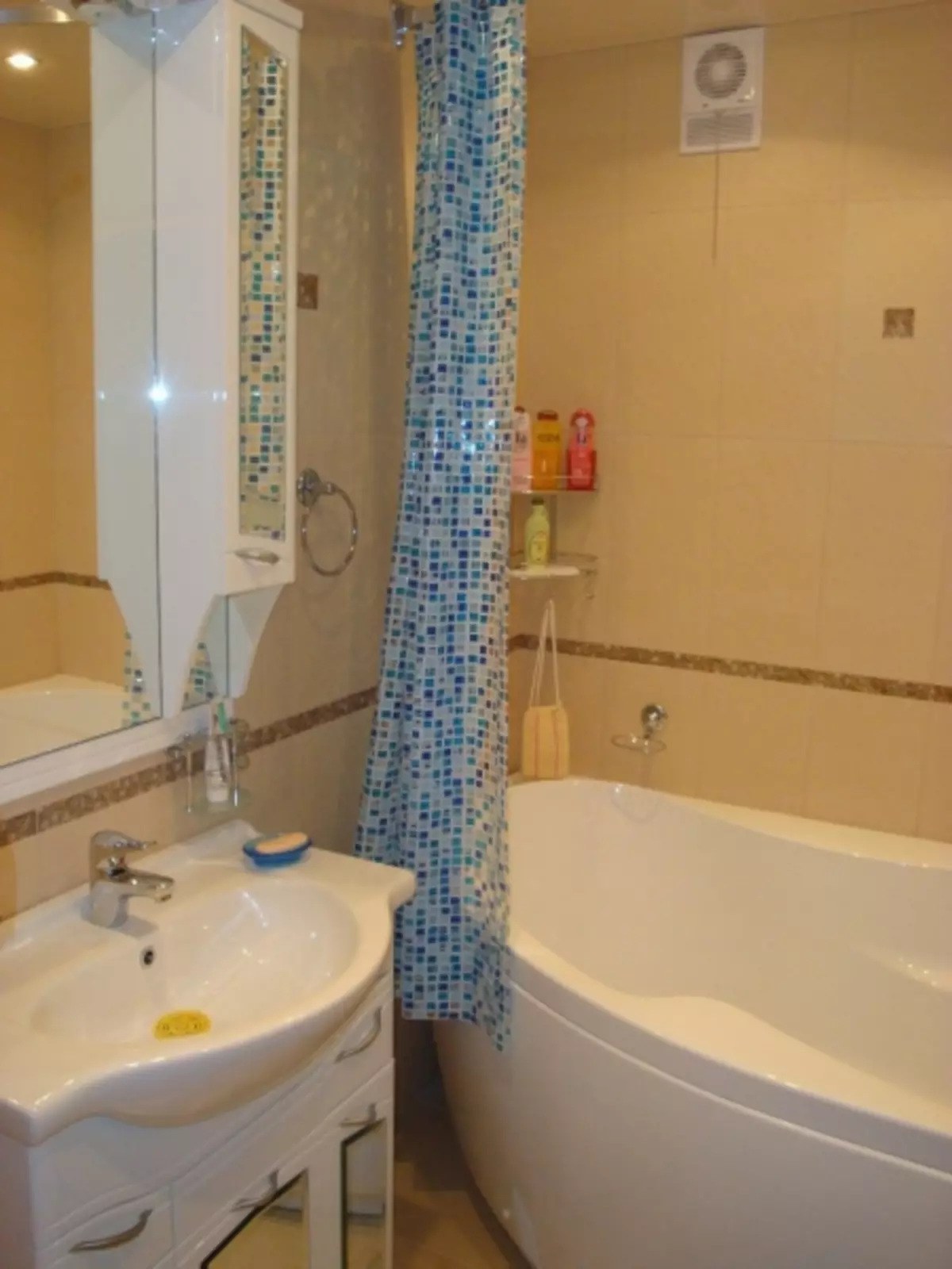 Klusais ventilators vannas istabai ar pārbaudes vārstu