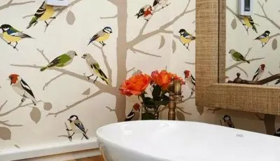 Wallpapers in die badkamer: wat beter gom