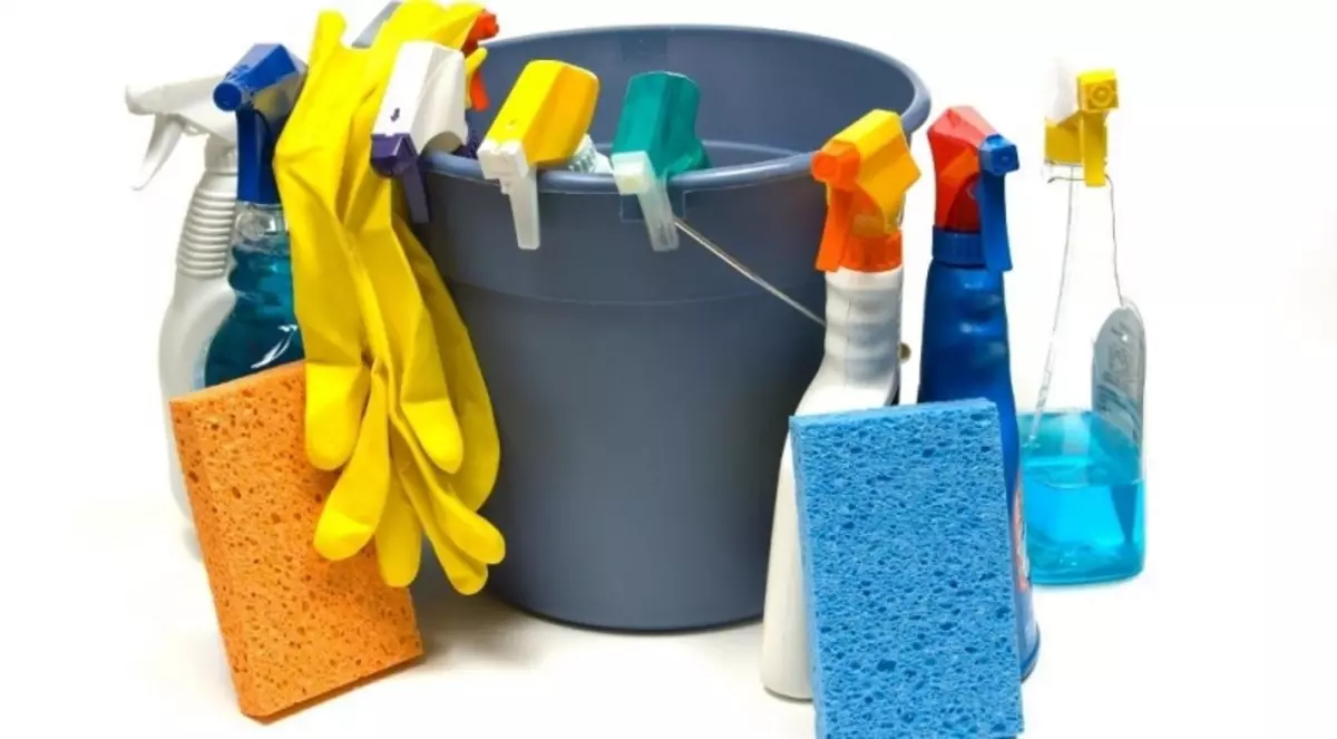 Шта да оперемо линолеум: Како надоградити код куће, нега пода и најбоље олакшање, чишћење и полирање, средства