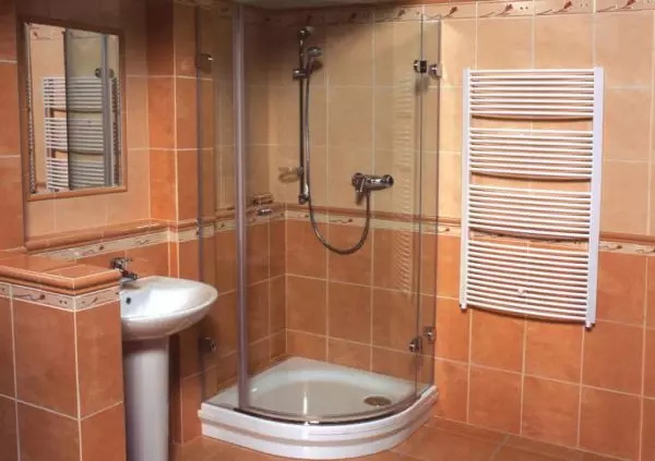 Nola instalatu dutxa kabina bainugela txiki batean