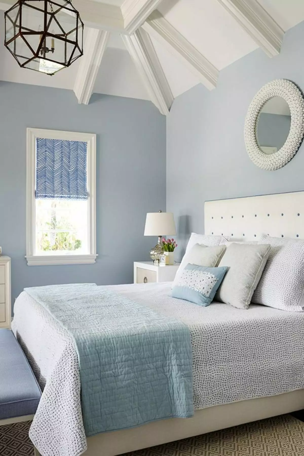 цветовые решения для спальни с белой мебелью