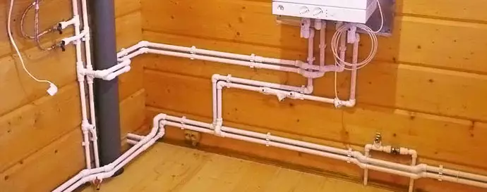 Cableado de tubos en el baño - Masters Tips
