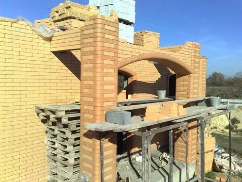 Cómo hacer un balcón con tus propias manos. Construcción de un balcón de ladrillos.