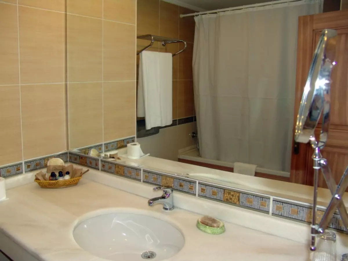 Lille badeværelse Design: Løs problemet kompetent