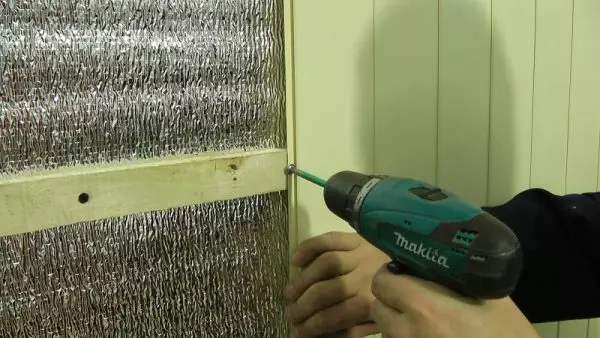 バスルームの壁用耐湿性MDF葉パネル（タイプと設置）