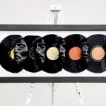 7 actualizaciones interiores que se pueden hacer de viejos discos de vinilo