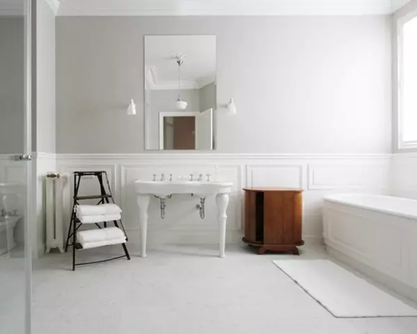 כיצד להפריד בין חדר האמבטיה, למעט אריחים?
