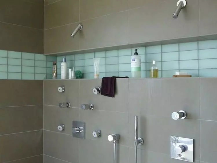 Heb je een niche nodig in de badkamer en hoe je het van Drywall kunt maken?