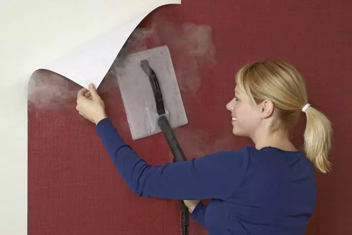 如何膠水素壁紙：儀表，用自己的手正確吹，視頻，牆壁粘貼，寬，如何粘，是可以粘貼，照片
