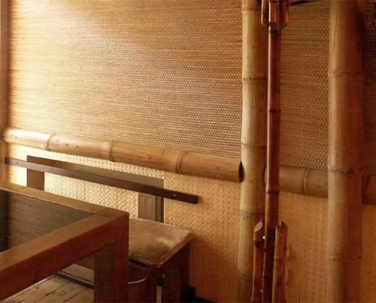 Wallpapers bambu: foto në brendësi, letër-muri nën bambu, me një model, video, si të ngjit në bazë të indeve, për atë, fërkimit