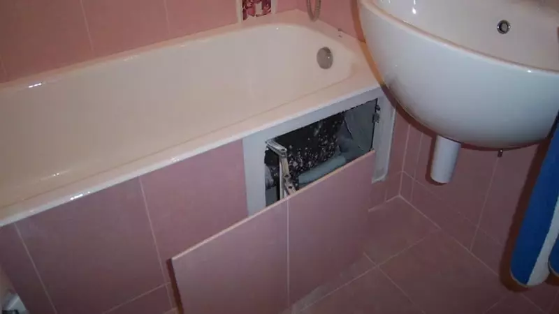 Reparación de baño debajo del baño: ¿Necesito poner un azulejo?