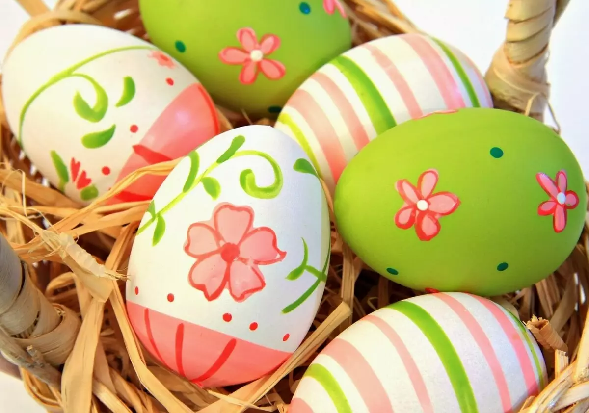 イースターのための卵を飾るための最も興味深い方法