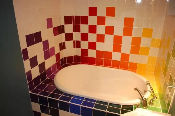 Pagpipinta tile sa banyo - kung paano at kung paano gawin ito