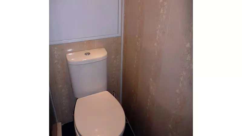 Nhà vệ sinh hoàn thiện với tấm nhựa: Ảnh thiết kế nội thất
