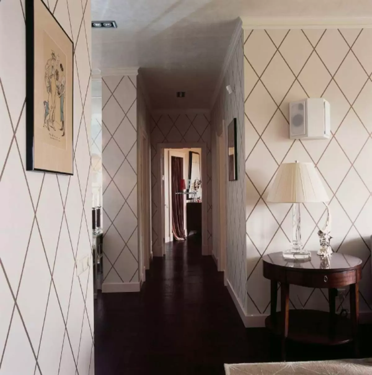 Fondos de pantalla no corredor do apartamento Foto 2019: Para o corredor, deseño, ideas modernas de interiores, de moda, que ir, opcións, líquido en pequeno, vídeo