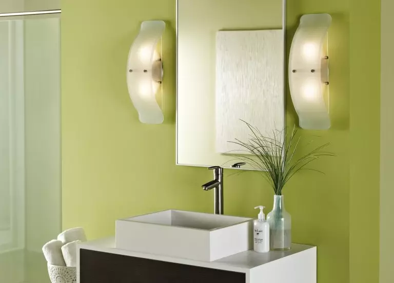 Lampu témbok kanggo kamar mandi