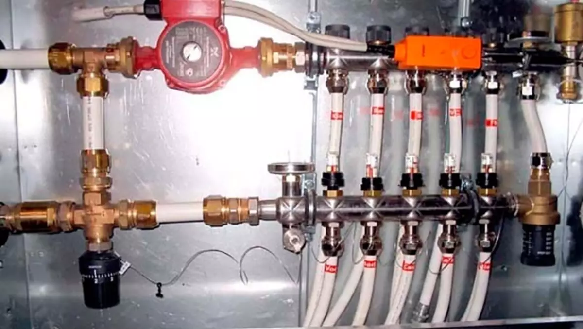Stabilirea podelei de încălzire a apei: tehnologie de montare adecvată
