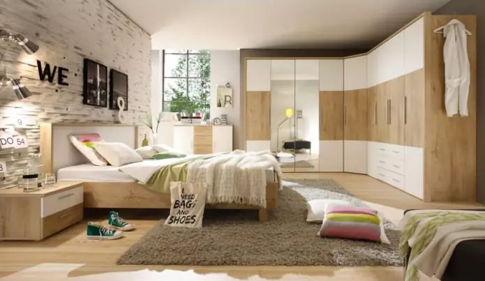 Tủ góc trong phòng ngủ: Các loại, làm đầy, kích thước, thiết kế