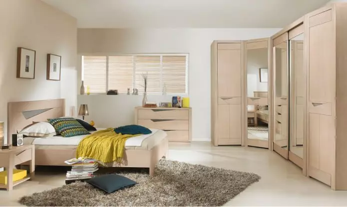 卧室的角柜：类型，填充，尺寸，设计