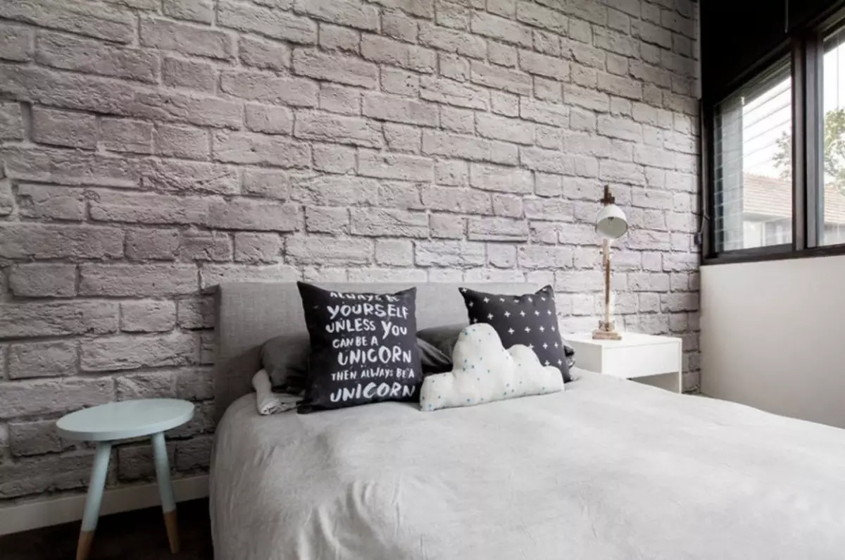 Spálňa Design s Grey Wallpaper: 70 najlepších fotografií v interiéri