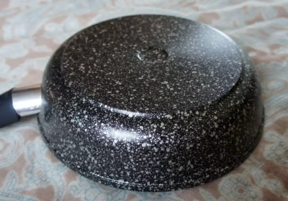 Milieuvriendelijke koekenpan met stenen coating