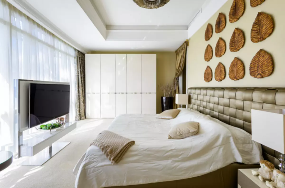 Lekkie odcienie w wnętrzu sypialni: funkcje projektowania pokoju, 55 zdjęć