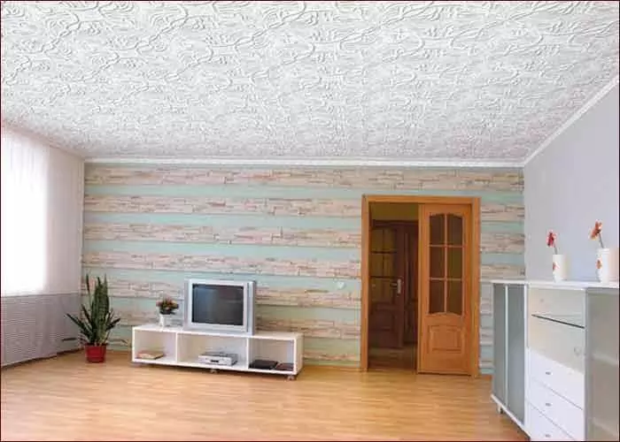 Ceiling Wallpapers: Til design, foto interiør, som vælger på en flierline basis med overgangen til køkkenet, hvordan man lim, den første video