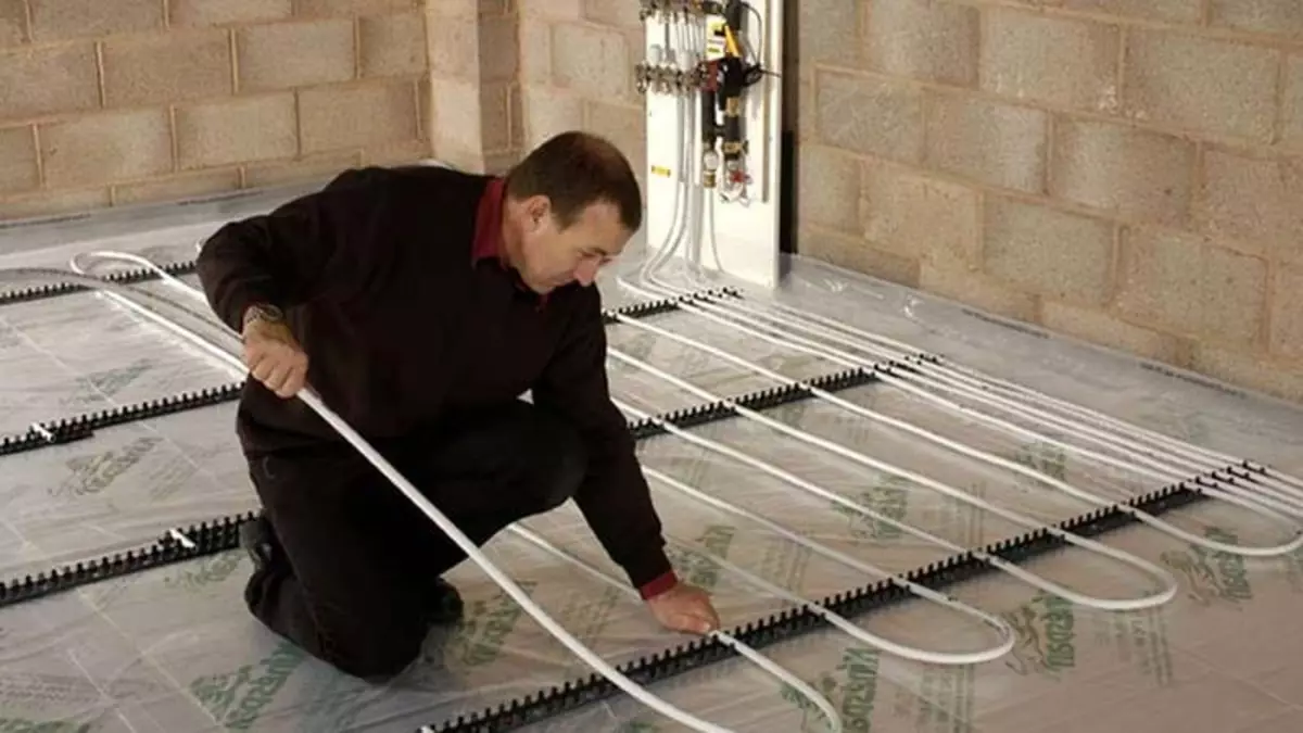Teplá podlahová voda s vlastními rukama: zařízení a instalace