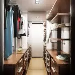 Cómo convertir la sala de almacenamiento en un acogedor guardarropa [6 ideas frescas]
