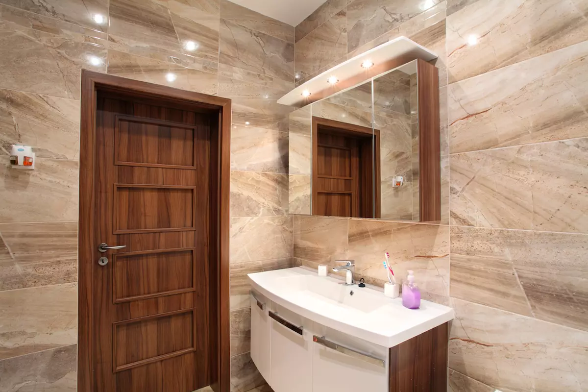 浴室裡瓷磚的替代品是什麼？