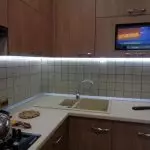 As ideas de colocación da TV na cociña