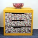 Bagaimana decoupage akan membantu memperbarui furnitur dengan cepat dan murah.